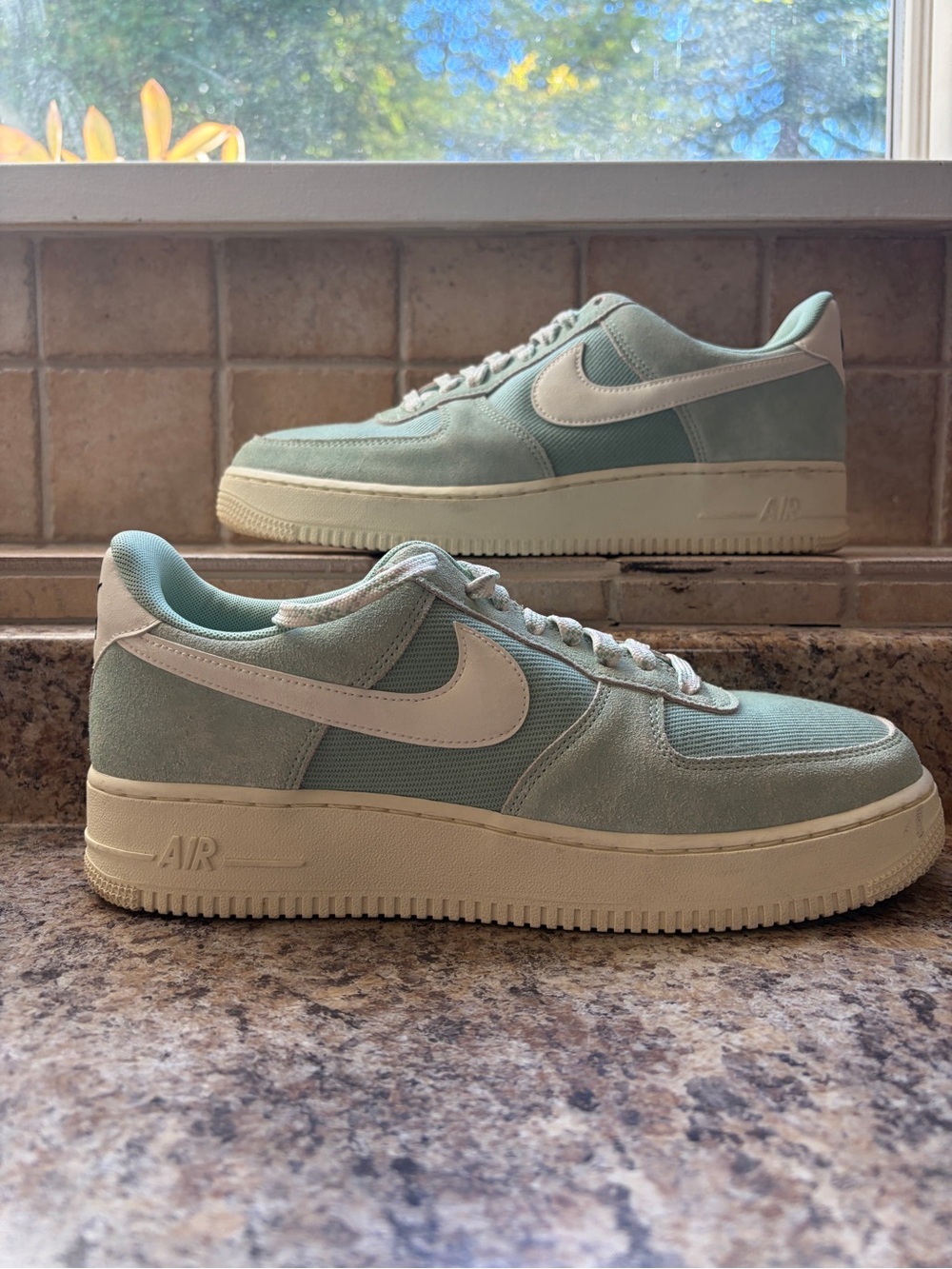 Air Force 1 low certified fresh